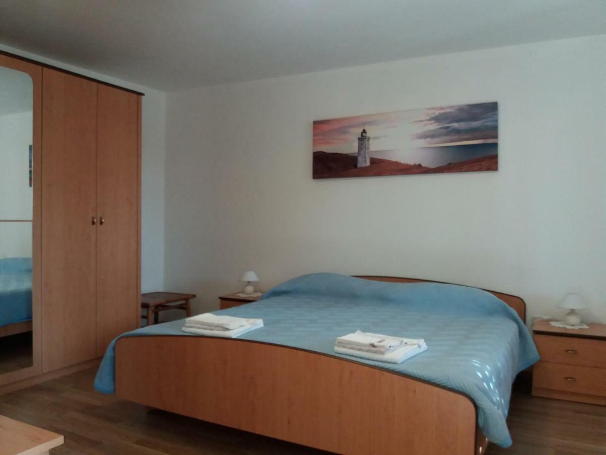 Apartmani Damiani Grožnjan Buitenkant foto